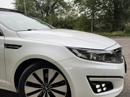 Kia K5 2013 года за 8 200 000 тг. в Алматы – фото 6