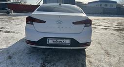 Hyundai Elantra 2019 годаfor8 600 000 тг. в Кызылорда – фото 2