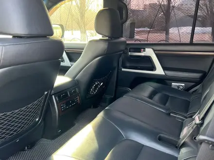 Toyota Land Cruiser 2017 года за 31 500 000 тг. в Астана – фото 8