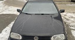 Volkswagen Golf 1996 годаүшін1 200 000 тг. в Костанай