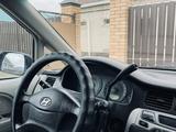 Hyundai Trajet 2006 года за 2 850 000 тг. в Атырау – фото 3