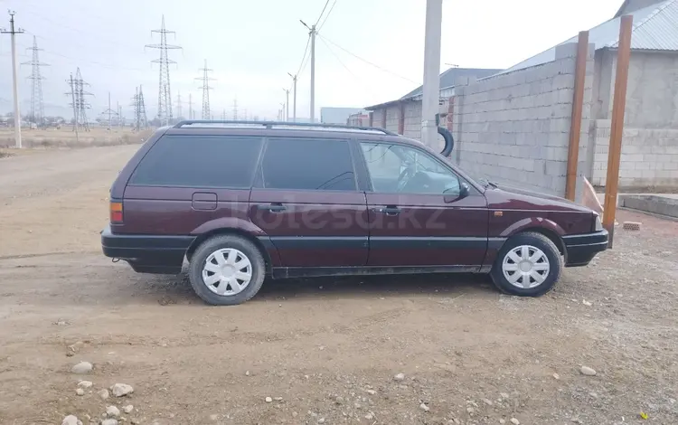 Volkswagen Passat 1993 годаfor1 500 000 тг. в Тараз