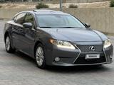 Lexus ES 300h 2014 года за 7 500 000 тг. в Актау