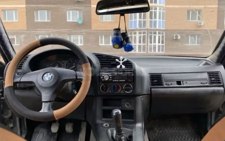 BMW 318 1990 годаүшін500 000 тг. в Уральск