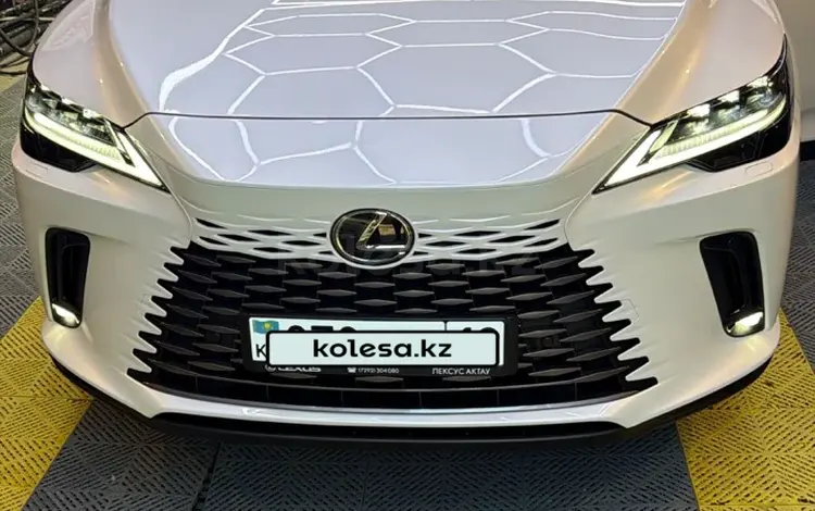 Lexus RX 350h 2026 года за 40 000 000 тг. в Актау