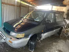 Mitsubishi Space Runner, 1993