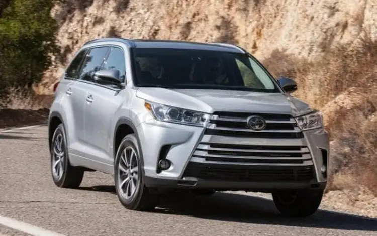 Электрические выдвижные пороги (подножки) Toyota Highlander за 365 000 тг. в Алматы