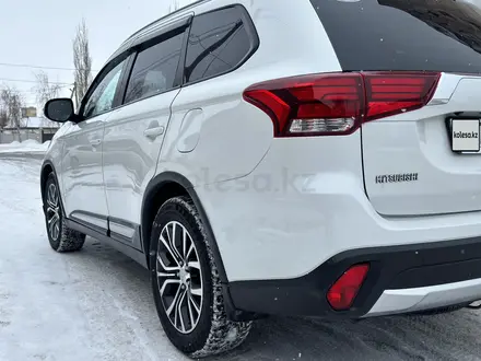 Mitsubishi Outlander 2018 года за 11 000 000 тг. в Павлодар – фото 10