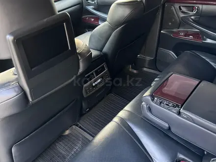 Lexus LX 570 2013 года за 23 000 000 тг. в Актау – фото 9