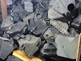 Корпус воздушного фильтра на Ауди и Фольксваген за 25 000 тг. в Алматы