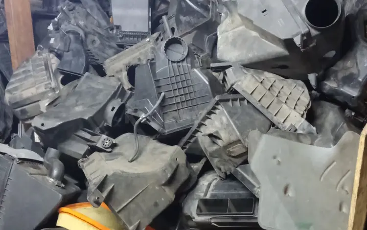 Корпус воздушного фильтра на Ауди и Фольксваген за 25 000 тг. в Алматы