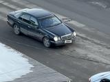 Mercedes-Benz E 230 1996 года за 1 900 000 тг. в Костанай