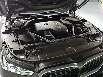 BMW 530 XDrive 2025 года за 35 500 000 тг. в Астана – фото 6