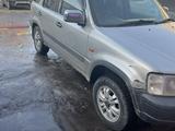 Honda CR-V 1996 года за 3 000 000 тг. в Караганда – фото 2