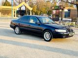 Toyota Camry 2000 года за 3 300 000 тг. в Шымкент