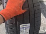 Комплект разношироких шин Michelin pilot sport 4 245/40/20 275/35/20 за 800 000 тг. в Алматы