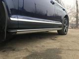 Volkswagen Touareg 2005 года за 4 500 000 тг. в Усть-Каменогорск