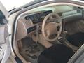 Toyota Camry 2000 года за 3 200 000 тг. в Шымкент – фото 2
