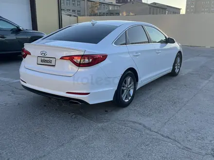 Hyundai Sonata 2017 года за 5 000 000 тг. в Атырау – фото 4