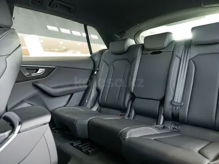 Audi Q8 55 TFSI Quattro 2026 года за 48 000 000 тг. в Алматы – фото 49