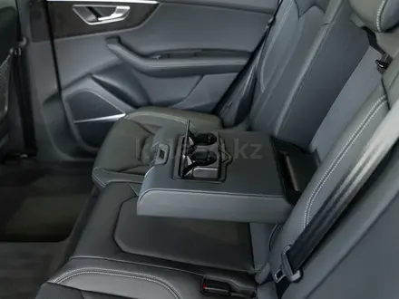 Audi Q8 55 TFSI Quattro 2026 года за 48 000 000 тг. в Алматы – фото 51