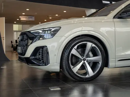 Audi Q8 55 TFSI Quattro 2026 года за 48 000 000 тг. в Алматы – фото 8