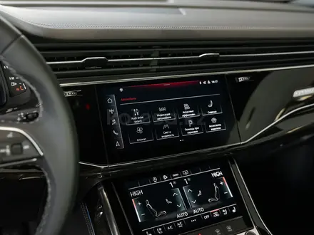 Audi Q8 55 TFSI Quattro 2026 года за 48 000 000 тг. в Алматы – фото 59