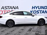 Hyundai Sonata 2021 года за 14 290 000 тг. в Костанай – фото 4