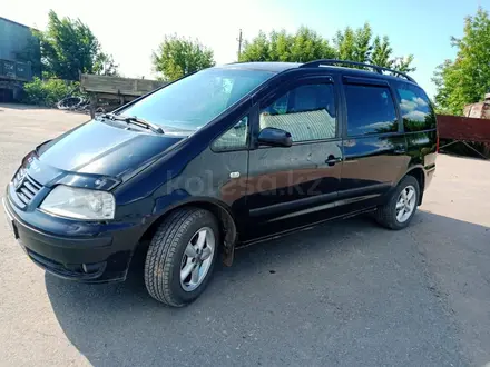 Volkswagen Sharan 2002 года за 2 900 000 тг. в Петропавловск