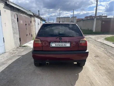 Volkswagen Golf 1995 года за 1 800 000 тг. в Костанай – фото 4