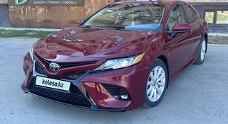 Toyota Camry 2019 года за 12 500 000 тг. в Актобе