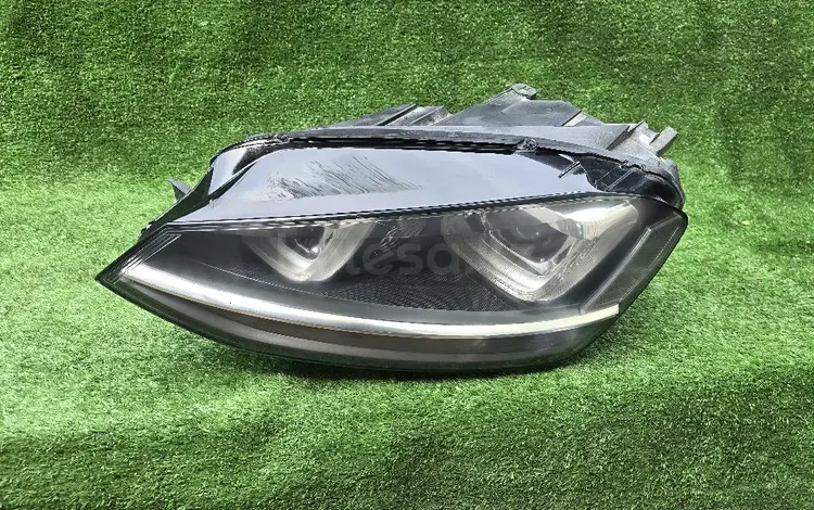 Фара левая Vw Golf 7 (Bi-Xenon) с LED ДХО. за 70 000 тг. в Алматы