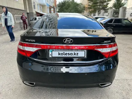 Hyundai Grandeur 2013 года за 7 490 000 тг. в Астана – фото 9