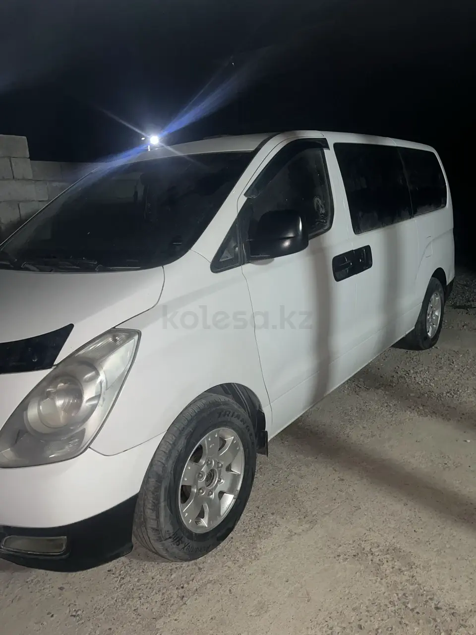 Hyundai H1, 2011