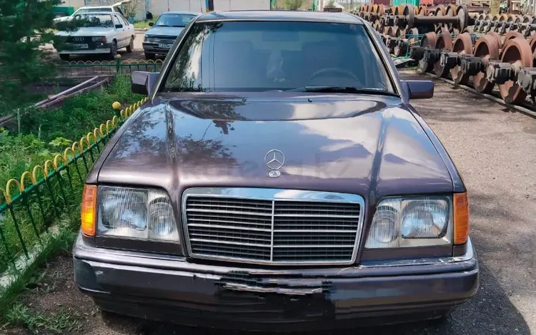 Mercedes-Benz E 220 1993 годаүшін2 600 000 тг. в Шу