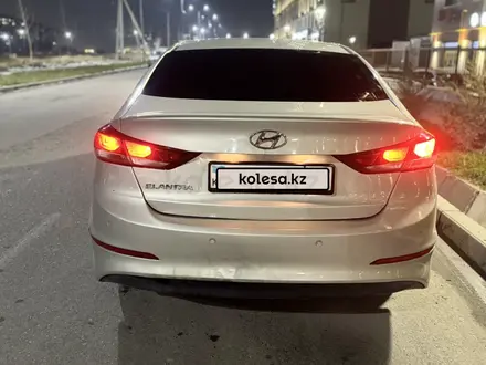 Hyundai Elantra 2017 года за 6 700 000 тг. в Шымкент – фото 8