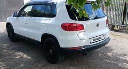 Volkswagen Tiguan 2011 года за 6 200 000 тг. в Астана – фото 5