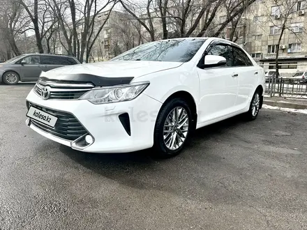 Toyota Camry 2016 года за 10 950 000 тг. в Алматы