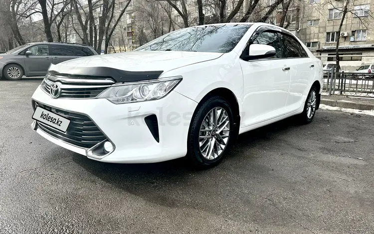 Toyota Camry 2016 годаүшін10 950 000 тг. в Алматы