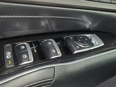 Kia Sorento 2025 года за 20 500 000 тг. в Алматы – фото 27