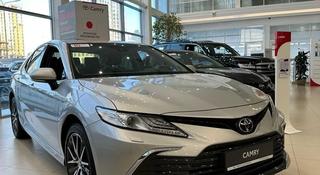 Toyota Camry 2023 года за 20 300 000 тг. в Астана