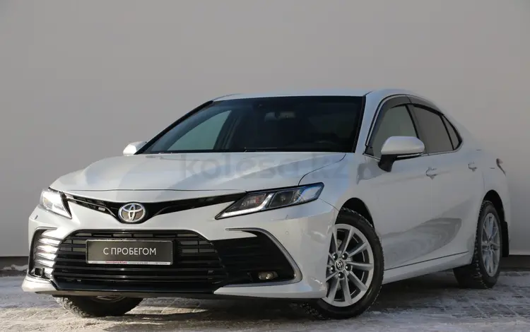 Toyota Camry 2021 годаfor16 350 000 тг. в Астана