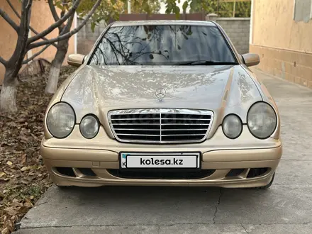 Mercedes-Benz E 320 2000 года за 3 200 000 тг. в Шымкент – фото 5