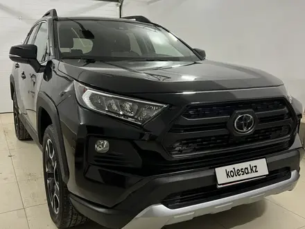 Toyota RAV4 2020 года за 13 000 000 тг. в Актау – фото 2