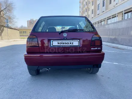 Volkswagen Golf 1997 года за 2 290 000 тг. в Шымкент – фото 10