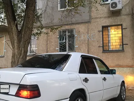 Mercedes-Benz E 230 1992 года за 2 500 000 тг. в Алматы – фото 3