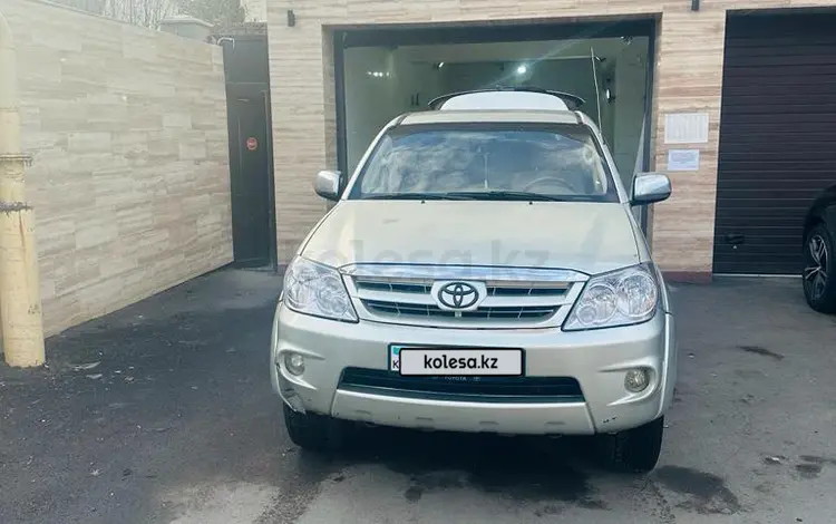 Toyota Fortuner 2006 годаүшін6 800 000 тг. в Алматы