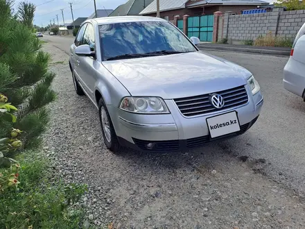 Volkswagen Passat 2005 года за 2 900 000 тг. в Талдыкорган