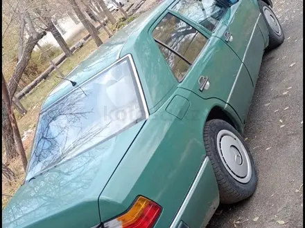 Mercedes-Benz E 200 1990 года за 870 000 тг. в Экибастуз – фото 7