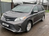 Toyota Sienna 2018 года за 17 500 000 тг. в Алматы – фото 4